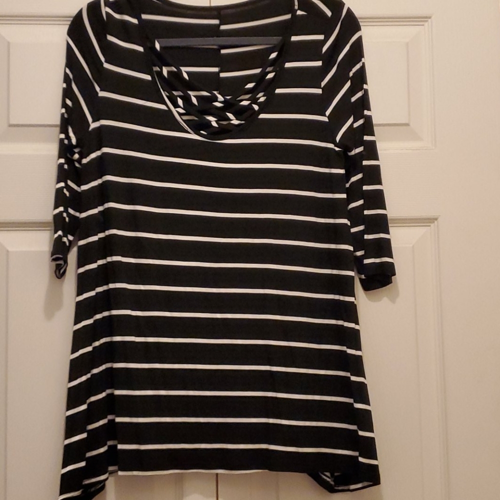 CUTE Black/White Striped Half Sleeve Tunic Top